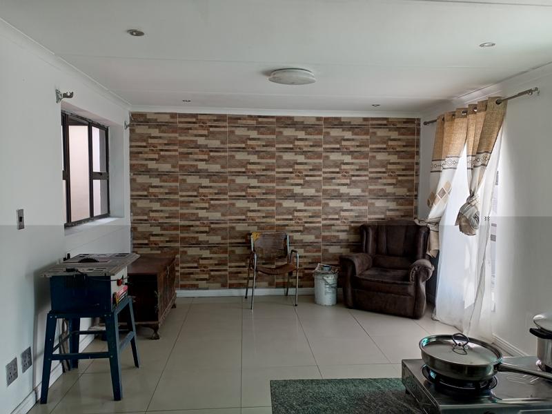 5 Bedroom Property for Sale in Portlands Western Cape